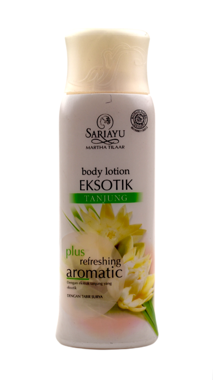 Ayollar kokrak uchlarini yaqindan korish Men fohishani tugatdim va uning mushukiga kirdim